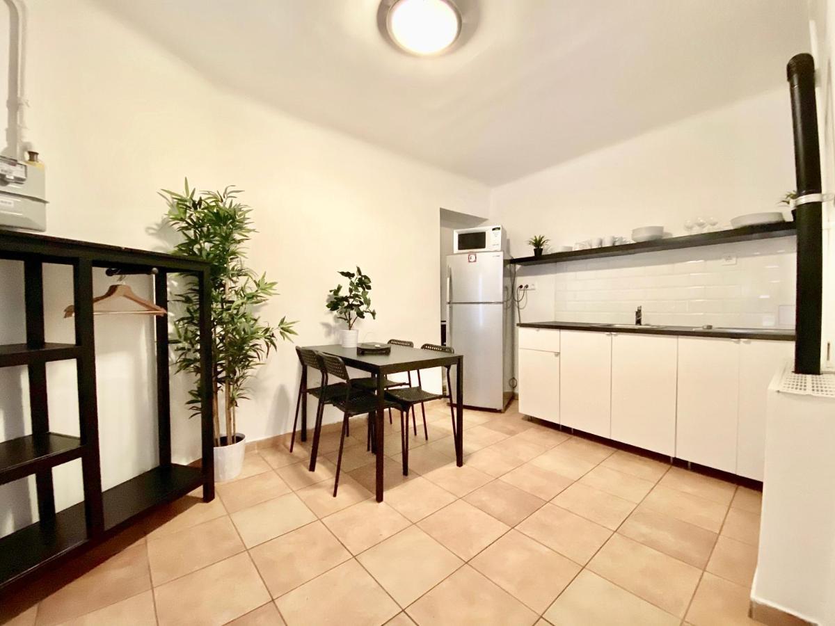 بودابست Budget Apartment By Hi5- Karoly 16 المظهر الخارجي الصورة